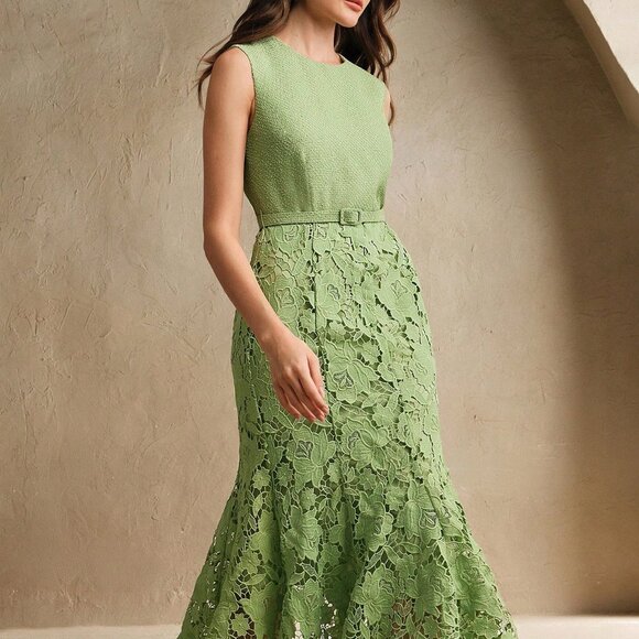 Green Women's Elegant Sleeveless Lace Mid-Length Dress - Picture 6 of 7